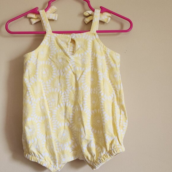 Baby Essentials - Yellow Sun kissed Baby Girl Romper Size 6 Months - Picture 3 of 6